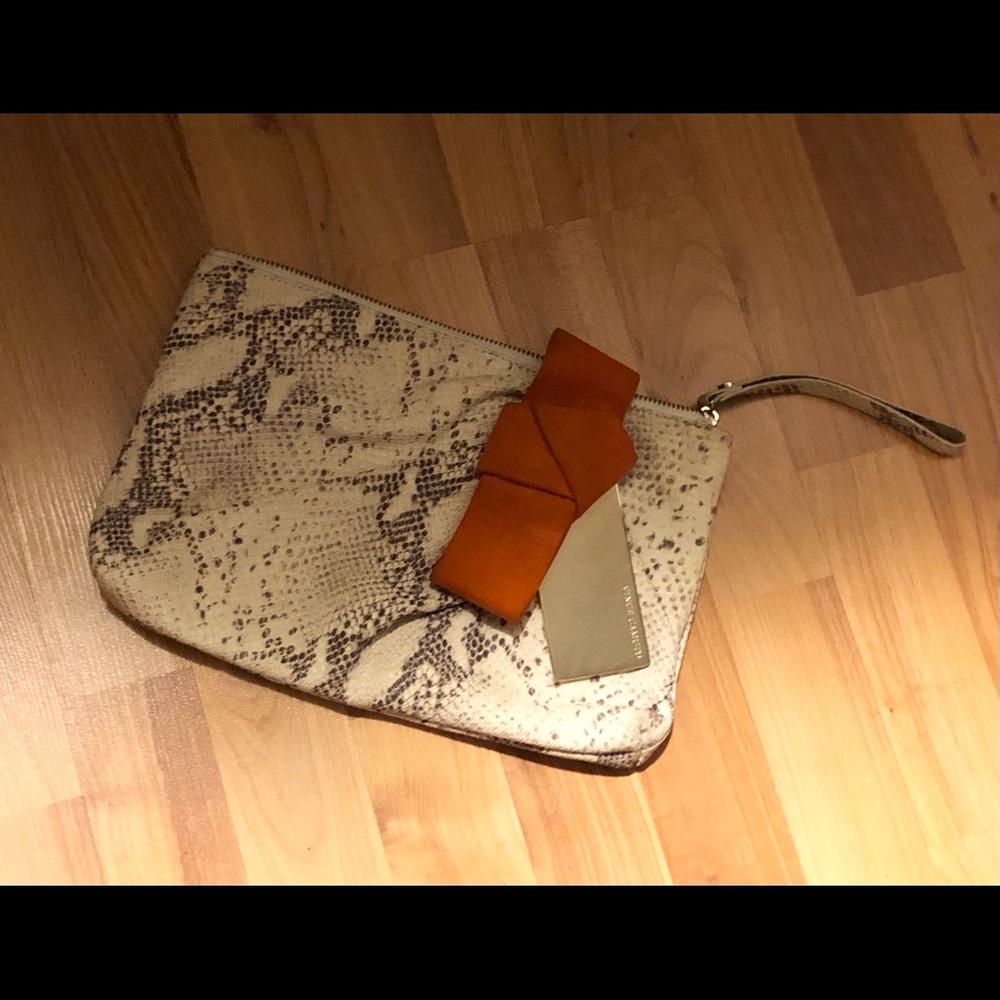 Vince Camuto wristlet